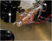 二本指マイクロハンド